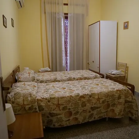 La Spagnola فندق