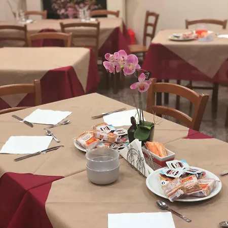 La Spagnola Ξενοδοχείο *